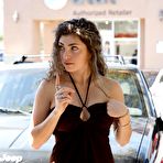 Second pic of Gillian Barnes Curvy Amateur in A Dress
