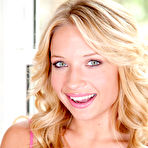 First pic of Alyssa Branch: Attractive blonde babe Alyssa Branch... - BabesAndStars.com