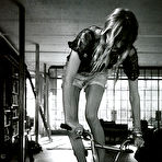 Third pic of Daria Werbowy sexy and topless scans from mags