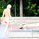 First pic of Nude in Public - Public Nudity - Naked In Public - Outdoor - Exhibtionism - Flashing - NIP-Activity.com