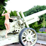 Second pic of Nude in Public - Public Nudity - Naked In Public - Outdoor - Exhibtionism - Flashing - NIP-Activity.com
