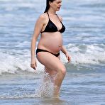 Third pic of :: Largest Nude Celebrities Archive. Anne Hathaway fully naked! ::