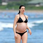 Fourth pic of :: Largest Nude Celebrities Archive. Anne Hathaway fully naked! ::
