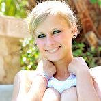 Second pic of Hotty Stop / Alice FTV Poolside