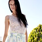 First pic of Busty Firm Naked Model