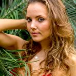 First pic of Bikini Babe Clover