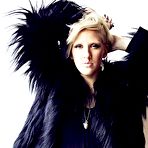 Second pic of Ellie Goulding shows her legs sexy images