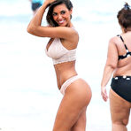 First pic of Busty Florencia Tesouro shows ass and cleavage