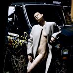 Fourth pic of Guinevere van Seenus exposed her boobs and pussy
