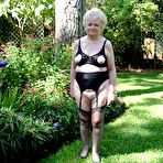 First pic of I Love Granny - Free Granny Gallery