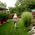 First pic of If you want to see lesbian models Gina Gerson and Lola Taylor, come inside and enjoy.