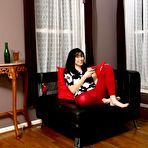 First pic of Vicious brunette girl Aria Alexander is using the bottle for inserting inside the nub