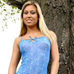 First pic of Lucie Flashing