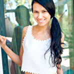 First pic of Alecto Shows Off her Firm Booty