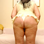 Second pic of This chubby mature slut loves toys and piss