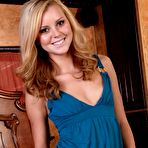 First pic of The Latina cutie Jessie Rogers gives head job and enjoys deep cunt pounding