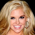 Second pic of Kayla Collins sexy at Burlesque premiere shows deep cleavage and legs