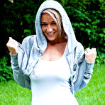 First pic of Nikki Sims Sun Shower Tits - Bunny Lust