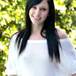 Second pic of Catie Minx - Flipping the bird