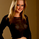 First pic of Taylor Nice Tight Butt Next Door - Bunny Lust