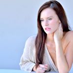 First pic of Stunning brunette Jayden Taylors flaunts her lithe bod outside and teases