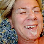 First pic of Cum On Wives - Real submitted pics of amateur housewives getting cumshots!