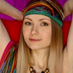 First pic of Busty Hippie
