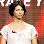 First pic of Morena Baccarin shows her legs at press tour