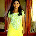 First pic of Neha Nair - MySexyNeha.com - Sexy Indian Housewife