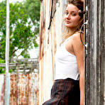 First pic of Natural Amateur from Abby Winters | Erotic Beauties