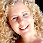 First pic of Blonde amateur pussy Sammy - Girls Out West