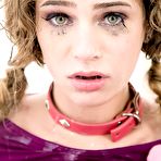 Fourth pic of Sydney Cole : Strips and poses