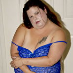 First pic of This chunky mama gets fisted to delight