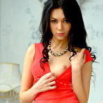 Second pic of Genie nude in erotic PRESENTING GENIE gallery - MetArt.com
