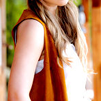 First pic of Alaina Fox Barefoot Spreading at the Cabin Pictures Gallery