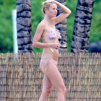 Fourth pic of Gwyneth Paltrow fully naked at Largest Celebrities Archive!