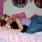 Second pic of Real amateur girlfriends having sex 