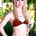 First pic of 
      Anna Tyler exposes her sexy curves on the patio
    