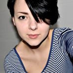 First pic of British girls start to pose nude for cash since the Brexit vote.