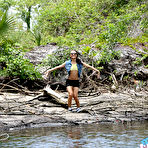 First pic of Holly Hendrix On Exxxtra Small :: Team Skeet