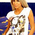 First pic of Clara G: Curvy blondie, Clara G, licks... - BabesAndStars.com