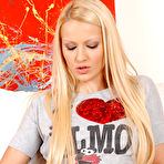 Third pic of Satisfied By The Sybian! free photos and videos on 1By-Day.com