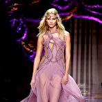 Fourth pic of Karlie Kloss sexy at Atelier Versace show