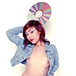 First pic of Sexy Minni Scarlet gets naked on the Rebel Kingdom.
