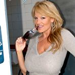 First pic of Kelly Madison rub pussy against Sarah Vandella&acirc;&euro;&trade;s face and they both suck dick through glory hole