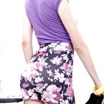 First pic of Attractive babe is seeking help from a horny and handsome IT guy