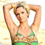 First pic of Bikini Cougar