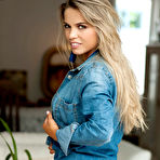 Second pic of Amanda Sagaz Bikini Clad Bella - Cherry Nudes