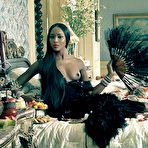 First pic of Naomi Campbell sexy and topless scans from magazines