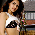 Second pic of Mariam in Mariam in east indian